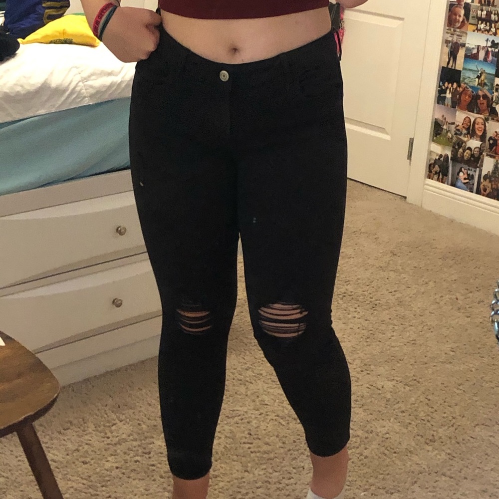 ripped american eagle jeans!